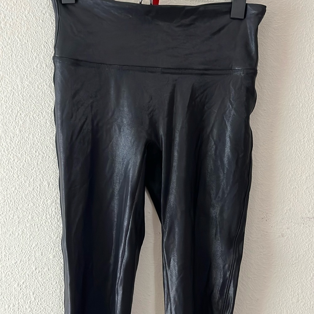 Spanx faux leather leggings - Picture 3 of 11
